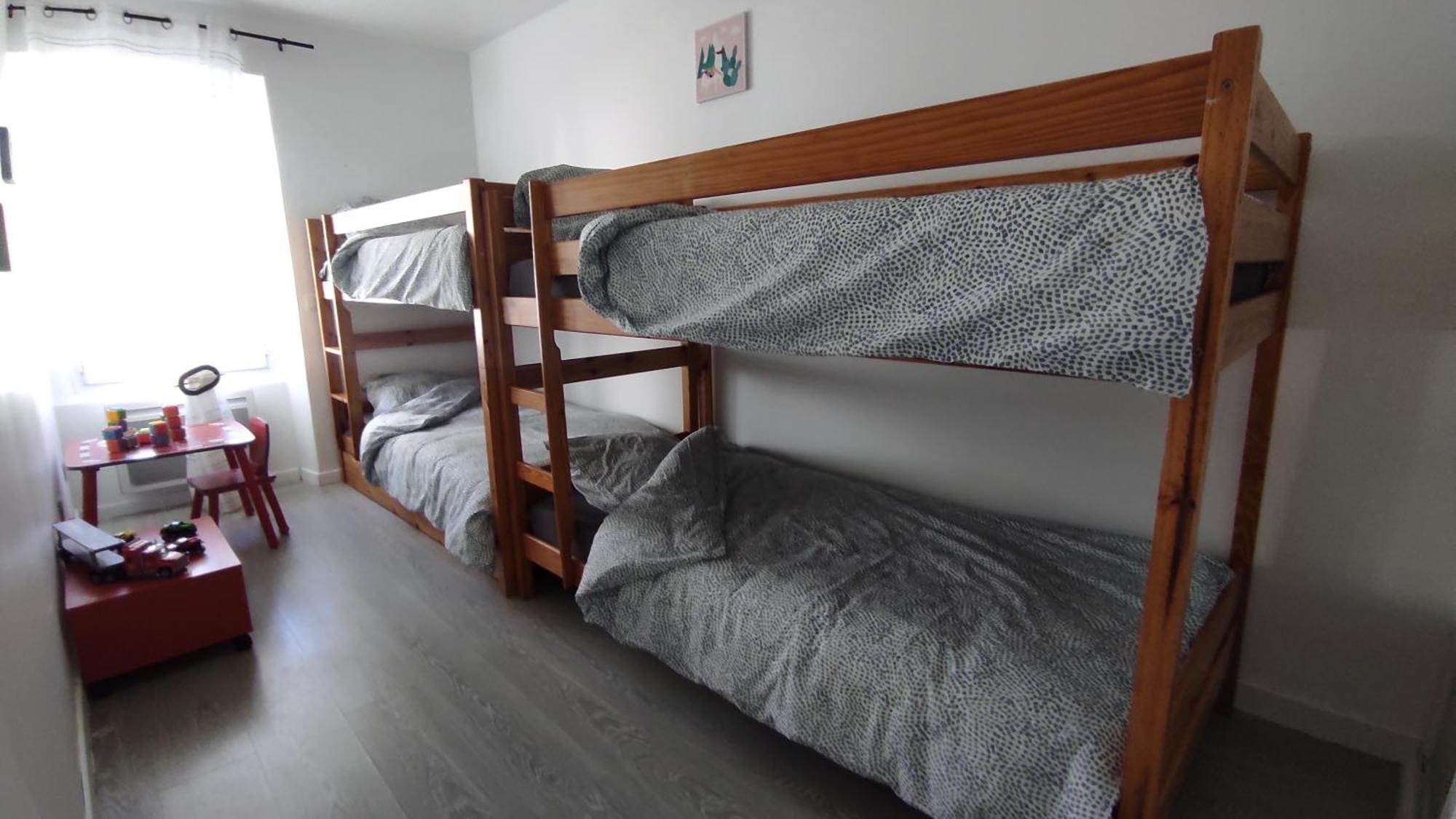 Logement Atypique Au Coeur De Cholet Exterior foto